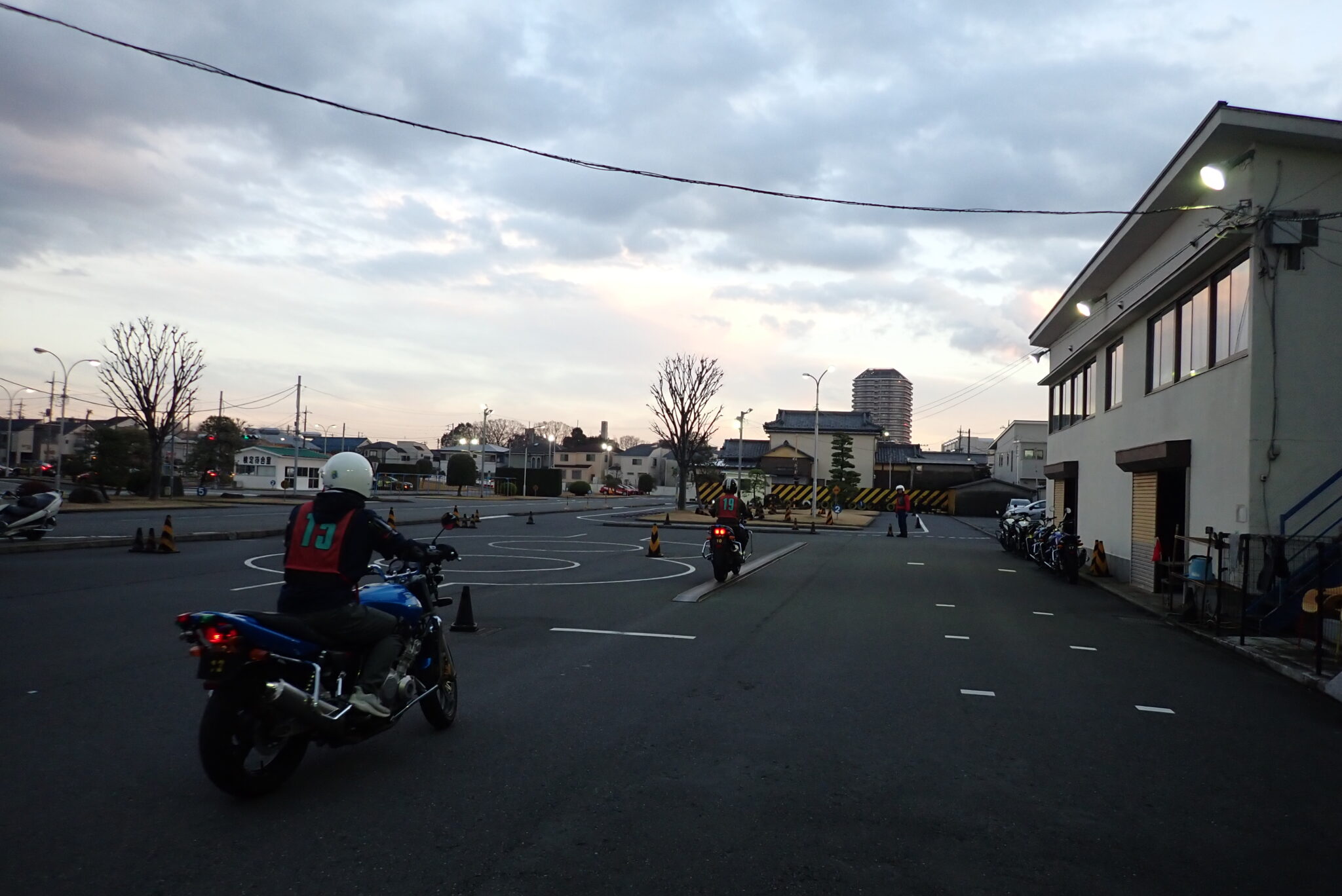 【バイクの免許をとろう】　世界を巡る最高の移動手段