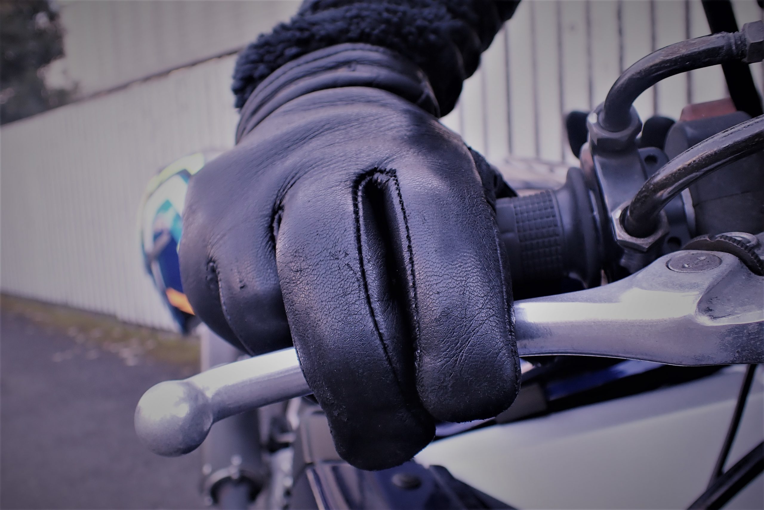 バイク用冬グローブ West Ride Classic All Weather Standard Glove を1年使ってみて 離婚して仕事を辞めてバイクで世界1周 22 出発予定