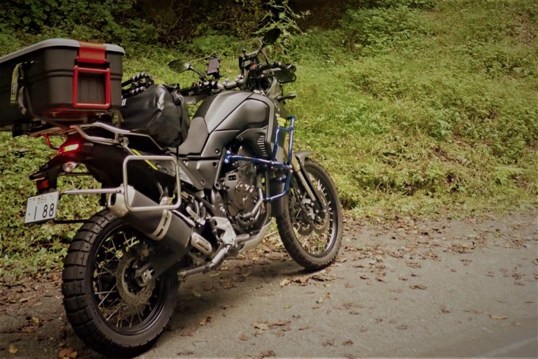 テネレ700 DIY ホムセン箱でトップケースを製作】テネレ700の積載 