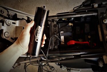 【電動ポンプをバイクから給電】ケーブルをSAE端子化してデバイスをバっ直稼働