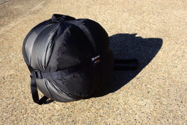 【シュラフの収納再考】イスカ ISUKA ウルトラライトコンプレッションバッグ