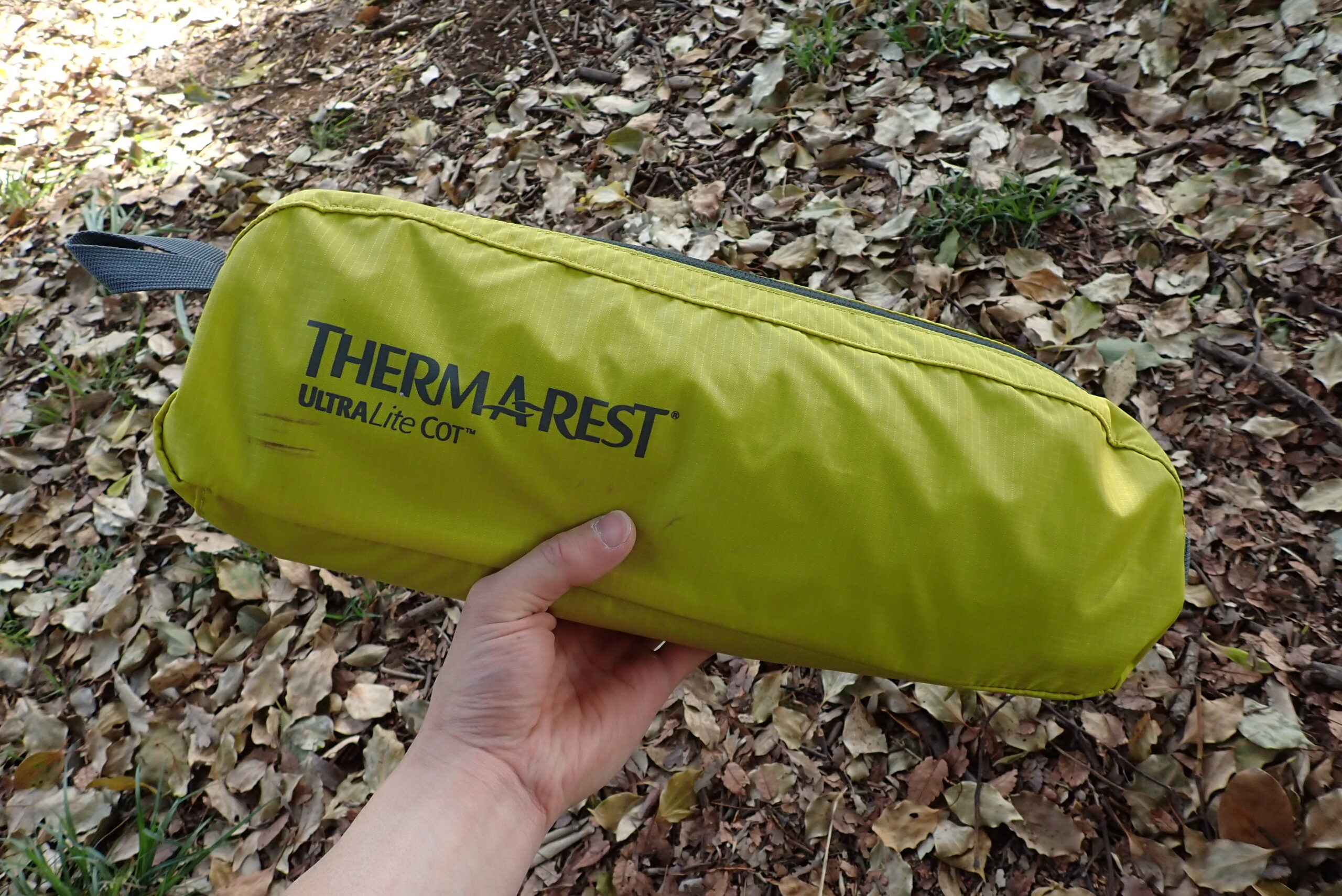 THERMAREST ウルトラライトコット - 寝袋/寝具