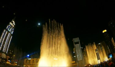 【The UAE episode 3】夜のブルジュ・ハリファ周りは、想像以上に騒々しかった