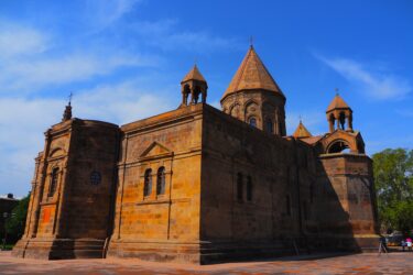 【Republic of Armenia episode 3】ノアの方舟は実在した…? エチミアジン周辺の教会群を巡る