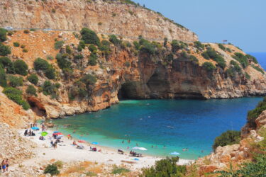 【Republic of Turkey episode 19】Olympus と Myra の古代遺跡を経て、Kaş の街へ