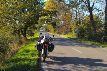 【Italian Republic episode18】リアル聖剣と 中世の交易都市 San Gimignano; サン・ジミニャーノと防衛都市 Monteriggioni; モンテリッジョーニ　そしてFirenze フィレンツェへ
