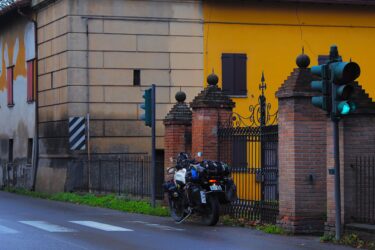 【Italian Republic episode28】Bologna; ボローニャから Parma; パルマへ そしてまた野営場所を求めて彷徨う…